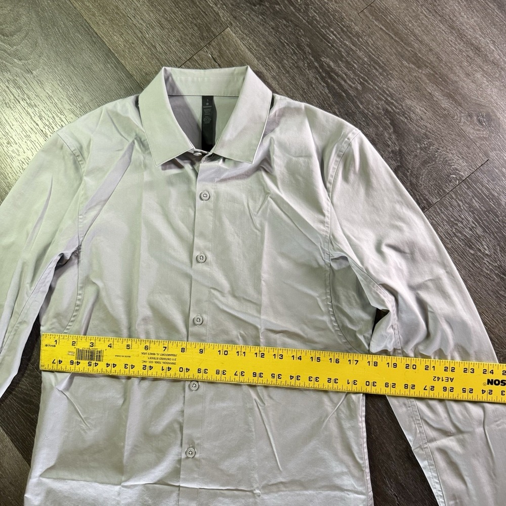 Lululemon Shirt Mens Size Small Gray Performance Long Sleeve Button Up - Picture 4 of 5